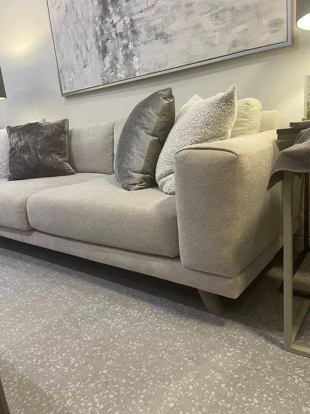 Sofa for All 547962540996044801
