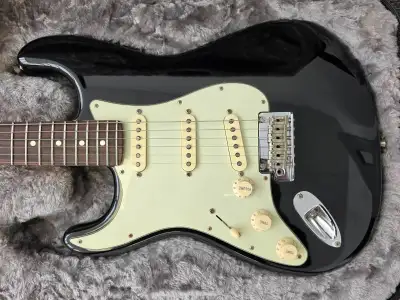 Fender Stratocaster American Professional gauchère lefty left, View more