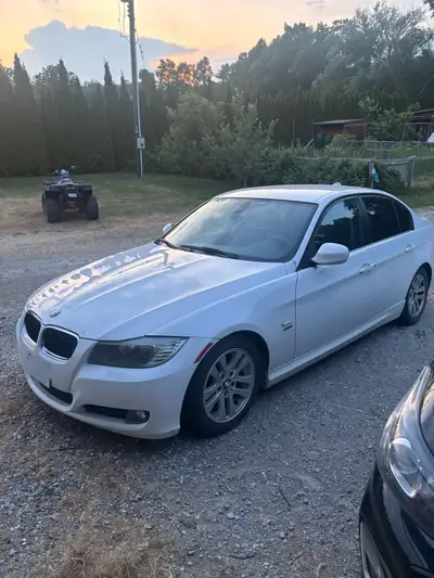 used BMW 328i AS IS year: 2011 runs good price is negotiable message for more information