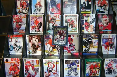 25 different ED BELFOUR hockey cards. All 25 for just $5.00 with no duplications. Cards will be in n...