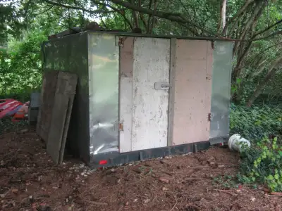 2 door entrance and window Great for storage 5ft high 7ft 9 width 9ft deep Reduced $300.00 must move...