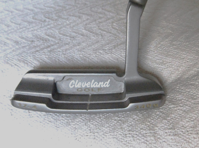Cleveland Classic Collection Putter - Left in Golf in Sarnia