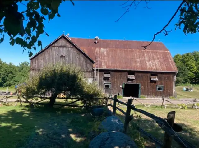 T J WELCH & SONS BARN PAINTING & REPAIRS62863251257473124
