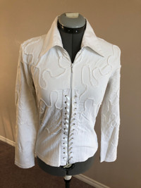 Mara White Long Sleeve Shirt - Size S - in Excellent Condition!