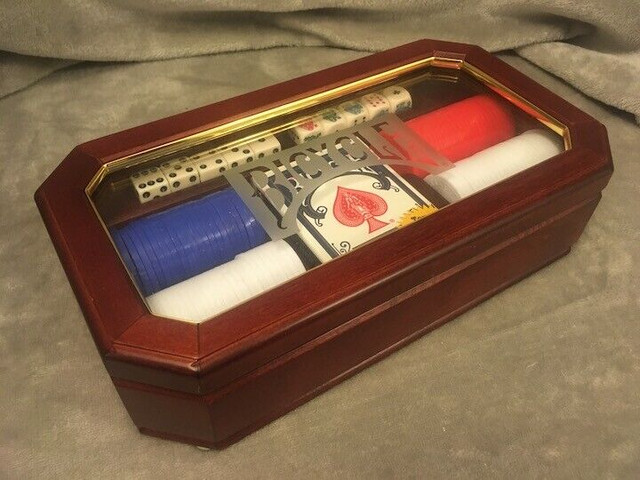 Bicycle executive poker set sale