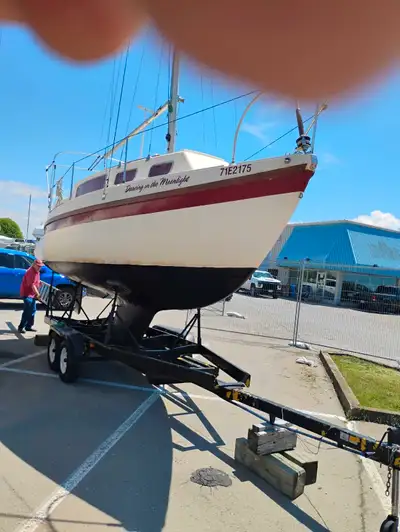 Georgian 23 great boat with 6' headroom in the cabin has galley and head. Sleeps 3 comfortably and 5...