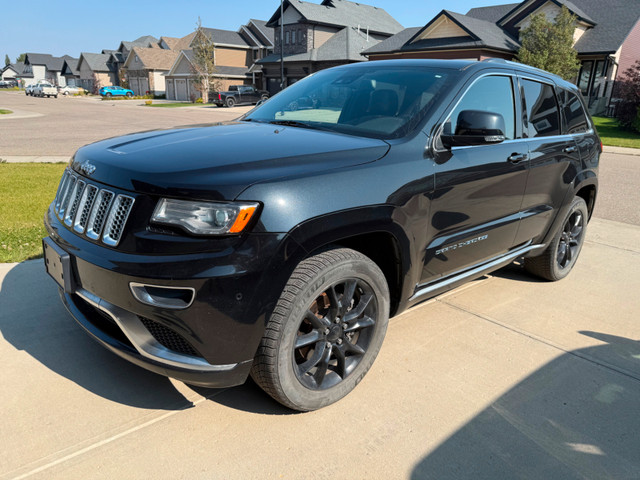 2016 Jeep Grand Cherokee Summit 4x4 in Cars & Trucks in Lloydminster