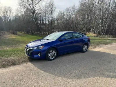 2020 Hyundai Elantra SEL 2.0L 4cylinder Active Status not a rebuilt Carfax available No issues no me...