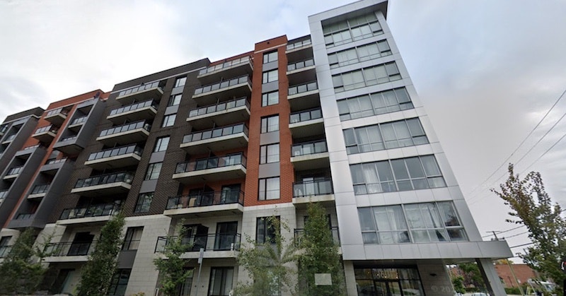Big bright 2 bedrooms condo penthouse near  Angrignon metro park — photo 1