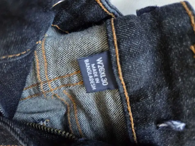 calvin klein Ladies Jeans Mid Rise Skinny 26Wx30L in Women's - Other in Oshawa / Durham Region - Image 6