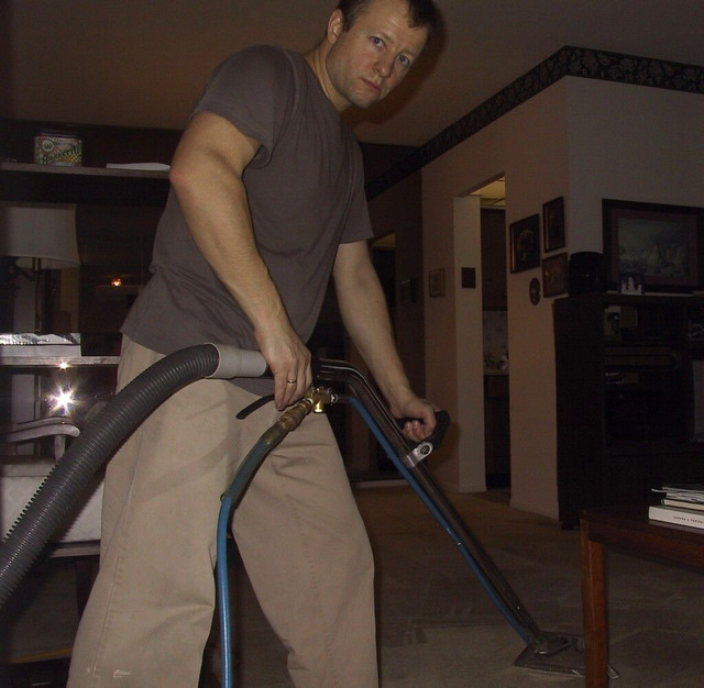 Affordable Professional Deep Steam Carpet & upholstery cleaning in Cleaners & Cleaning in City of Toronto - Image 4