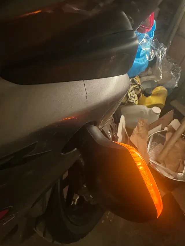 2015 HONDA CBR500R in Sport Bikes in Calgary - Image 6