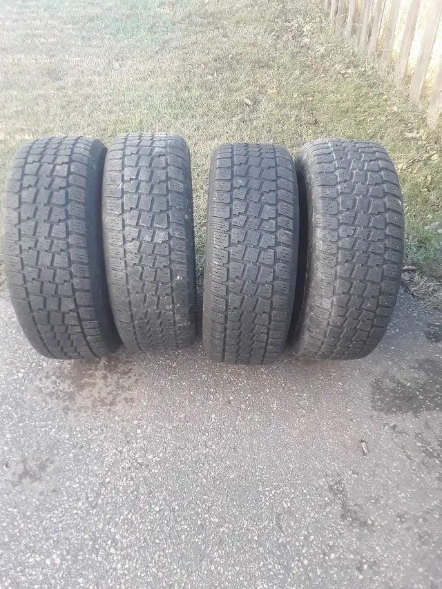 tires 235/60 R16 avalanche x- extreme in Tires & Rims in Pembroke - Image 3