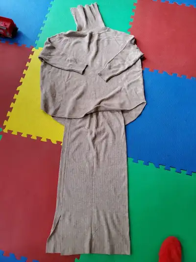 Blouse-skirt set (suit), View more