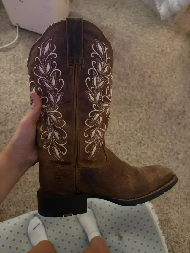 Ariat Cowgirl Boots