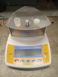 electronic weigh scale