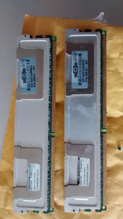 Two sticks 2G DDR2 RAM, View more