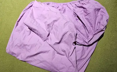 No stains. Good condition