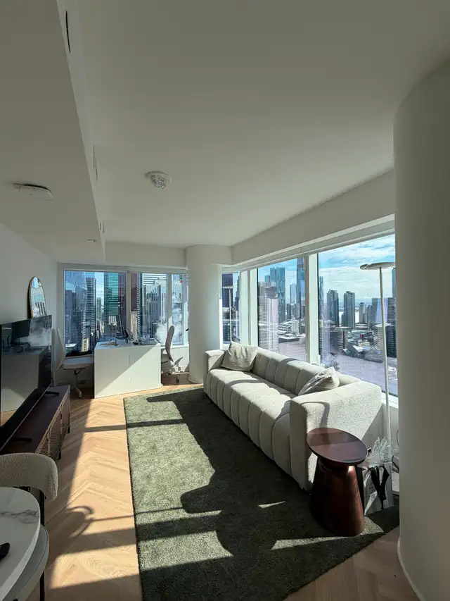 Assignment Lease - August to October - Downtown - Toronto House in Long Term Rentals in City of Toronto - Image 3