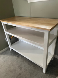 Kitchen island with swing legs