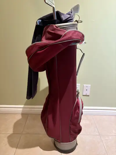 golf clubs , View more