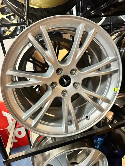 We have everything! Well known Rims and tire shop in Markham with thousands of rims and tires to cho...