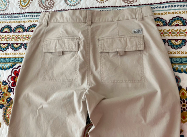 Pantalon pour femme dans Femmes - Pantalons et shorts  à Sherbrooke - Image 3