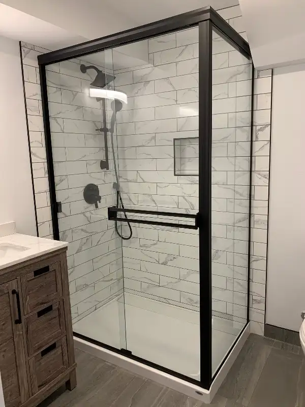 Expert tile setter & flooring installer.62863236316162122