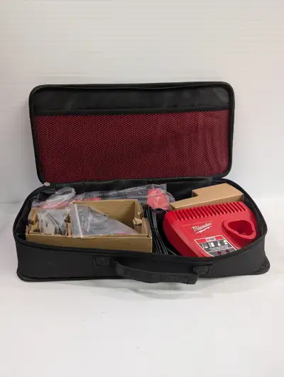 (B7887) Milwaukee 2526-20 M12 FUEL Oscillating Multi-Tool w/..., View more