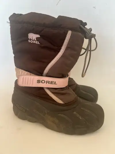 Girls Youth Sorel waterproof winter boots size 3, View more
