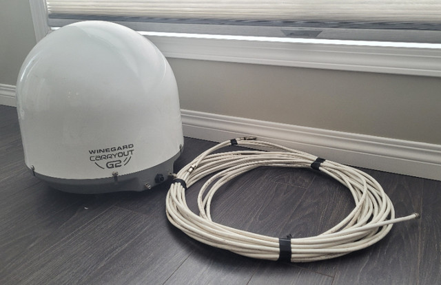 Winegard Carryout G2 Automatic Poetable Antenna in RVs & Motorhomes in Saskatoon