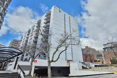 Condo 3 1/2 downtown