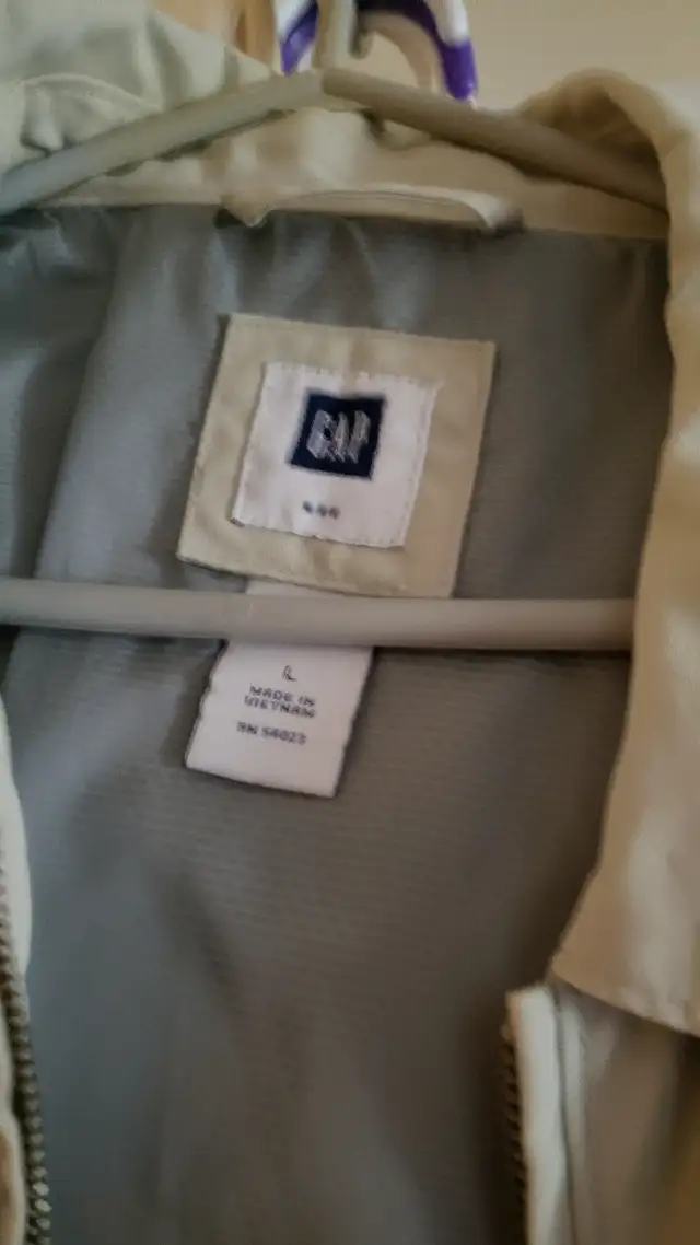 Mens jacket in Men's in Kingston - Image 3