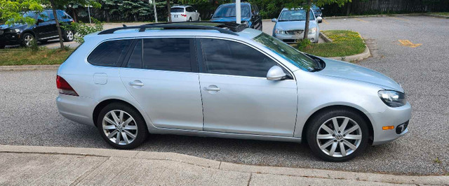 2012 Volkswagen Golf sportwagen TDi in Cars & Trucks in City of Toronto - Image 2