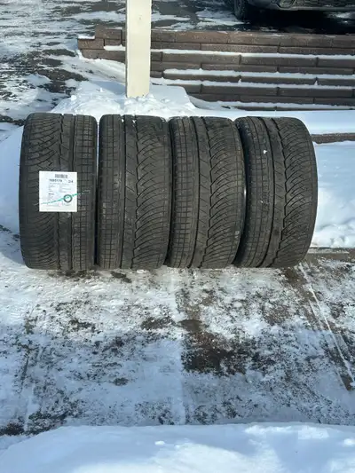 275/30R20 XL 97V - Value/Valeur 600-650$ each Michelin Pilot Alpin PA4 < 5 000 km, 1 winter Like new...