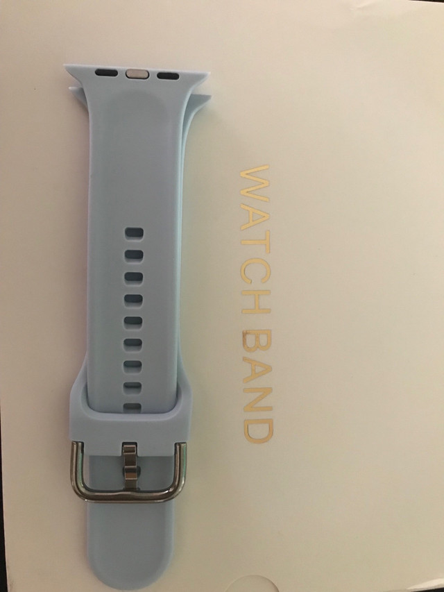 New Silicone Apple Watch Band Compatible Apple Watch 42& 44mm dans Bijoux et montres  à Ville de Montréal - Image 2