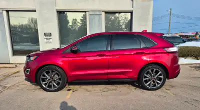 VERY NICE SET OF FACTORY RIMS AND TIRES OFF MY 2017 FORD EDGE SPORT. RIMS ARE GUNMETAL FINISH SIZE 2...
