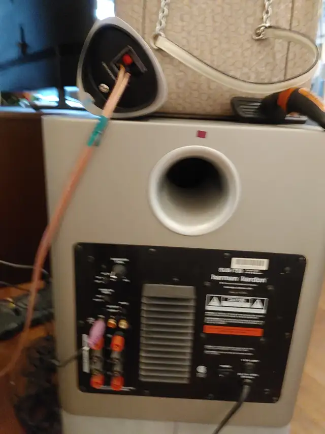 7 home theater speakers $150.0063240705991297122