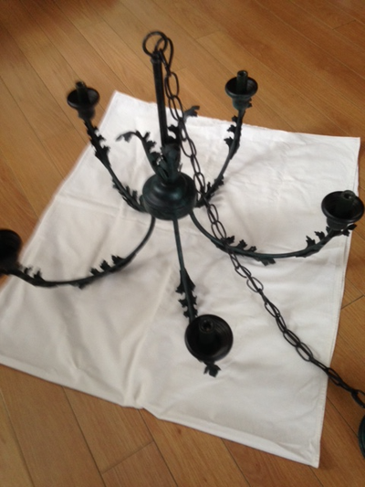 Lustre électrique à 5 lumières style chandelle en fer forgé, View more