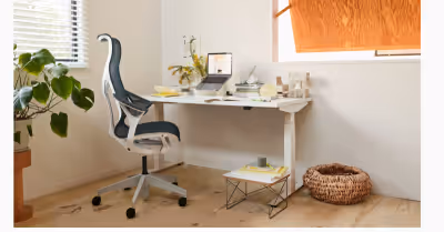 J'offre un bureau assis-debout (standing desk) de marque Herman Miller. Descriptif plus bas en angla...