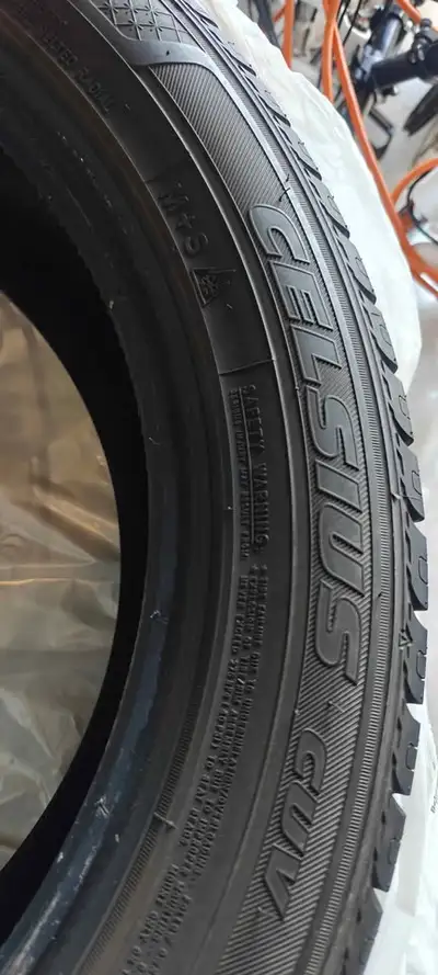 Toyo Celcius CUV All Weather tires (4 tires) in mint/very good conditions. Only one driver female an...