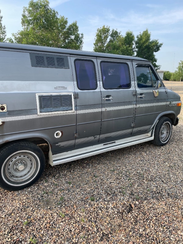 1986 GMC VANDURA 2500 Classic Cars Moose Jaw Kijiji