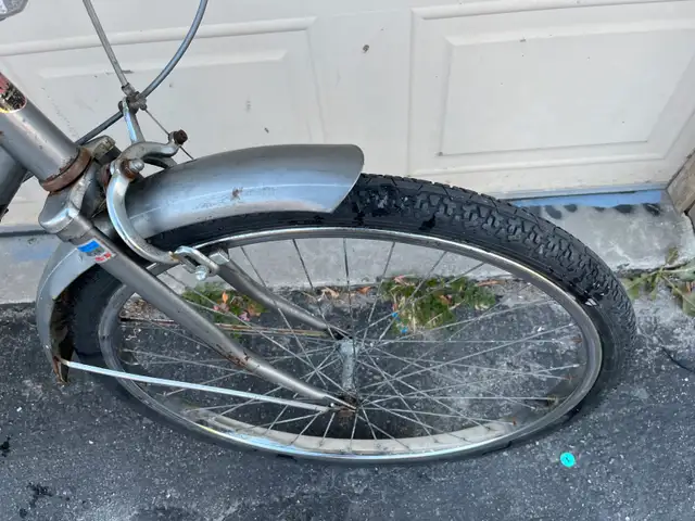 Mens Huffy XL frame, 10 spd, 26