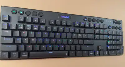 This Redragon K621 mechanical keyboard is in used-good condition and ready for your desktop! It feat...