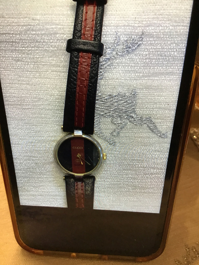 Gucci womens watch in Jewellery & Watches in Trenton