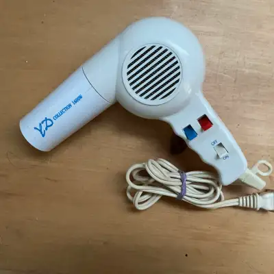 séchoir à cheveux  1600 watts, View more