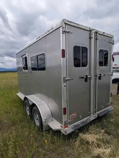 2018 Warmblood Featherlite 2 Horse Straight Load Horse Trailer, View more