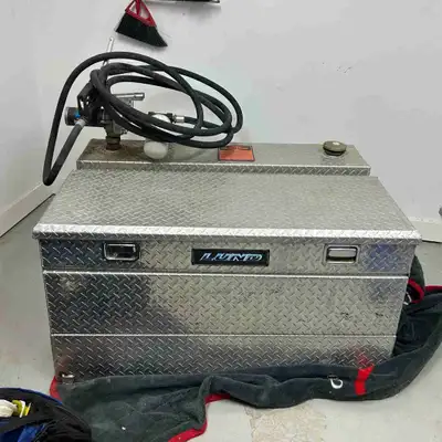 Lund 80Gal/Toll box Combo, View more