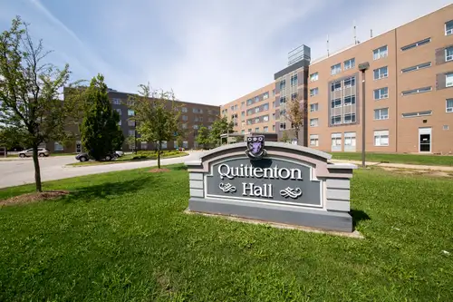 SUMMER HOUSING – $2,100 / 30 DAYS Fully Furnished 2-Bedroom Suites – Windsor (May–August) **availabl...