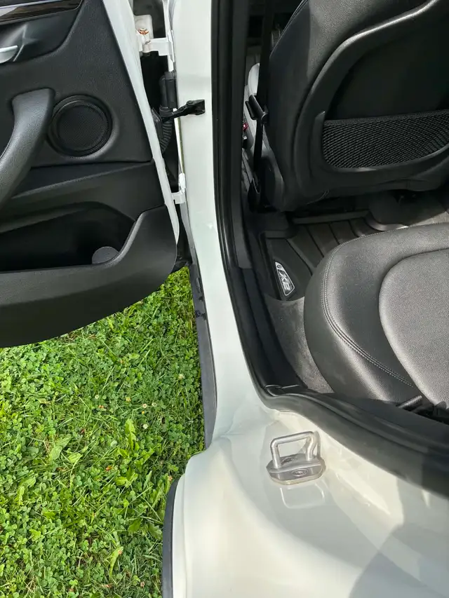 BMW X2 28i580120417770547204
